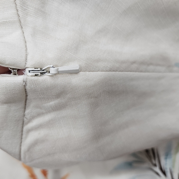 Talbots Womens Midi Skirt Size 2 Petites Floral A-Line Silk/Linen Blend - Picture 3 of 4